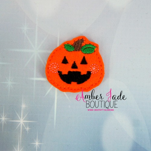 Smiley Hollow Spirit Pumpkin (SS17)